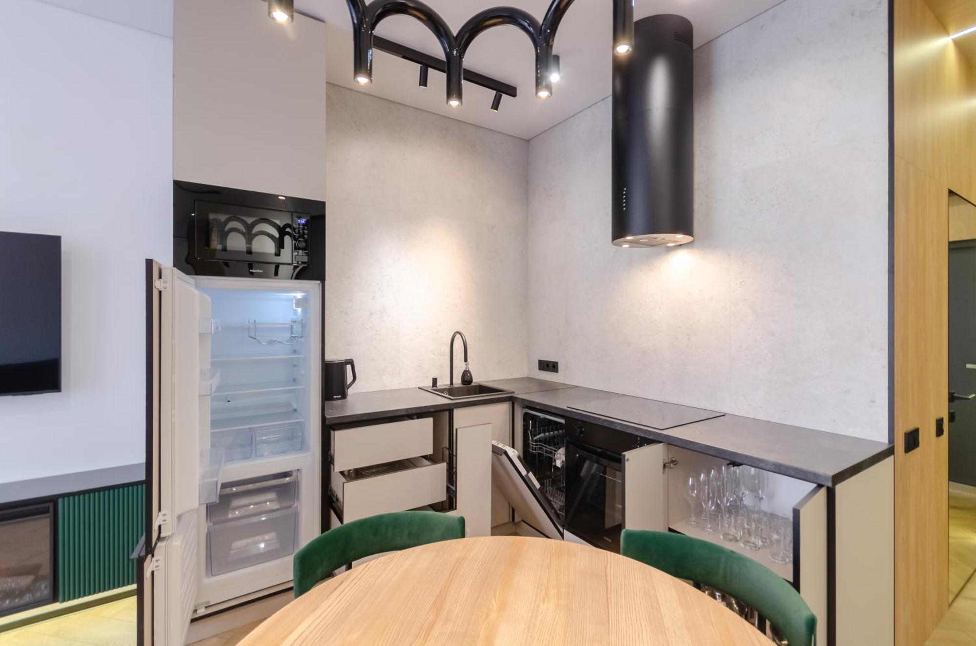 Petrovdom 2-76 Luxury Living In Rc Pechersk Plaza كييف المظهر الخارجي الصورة