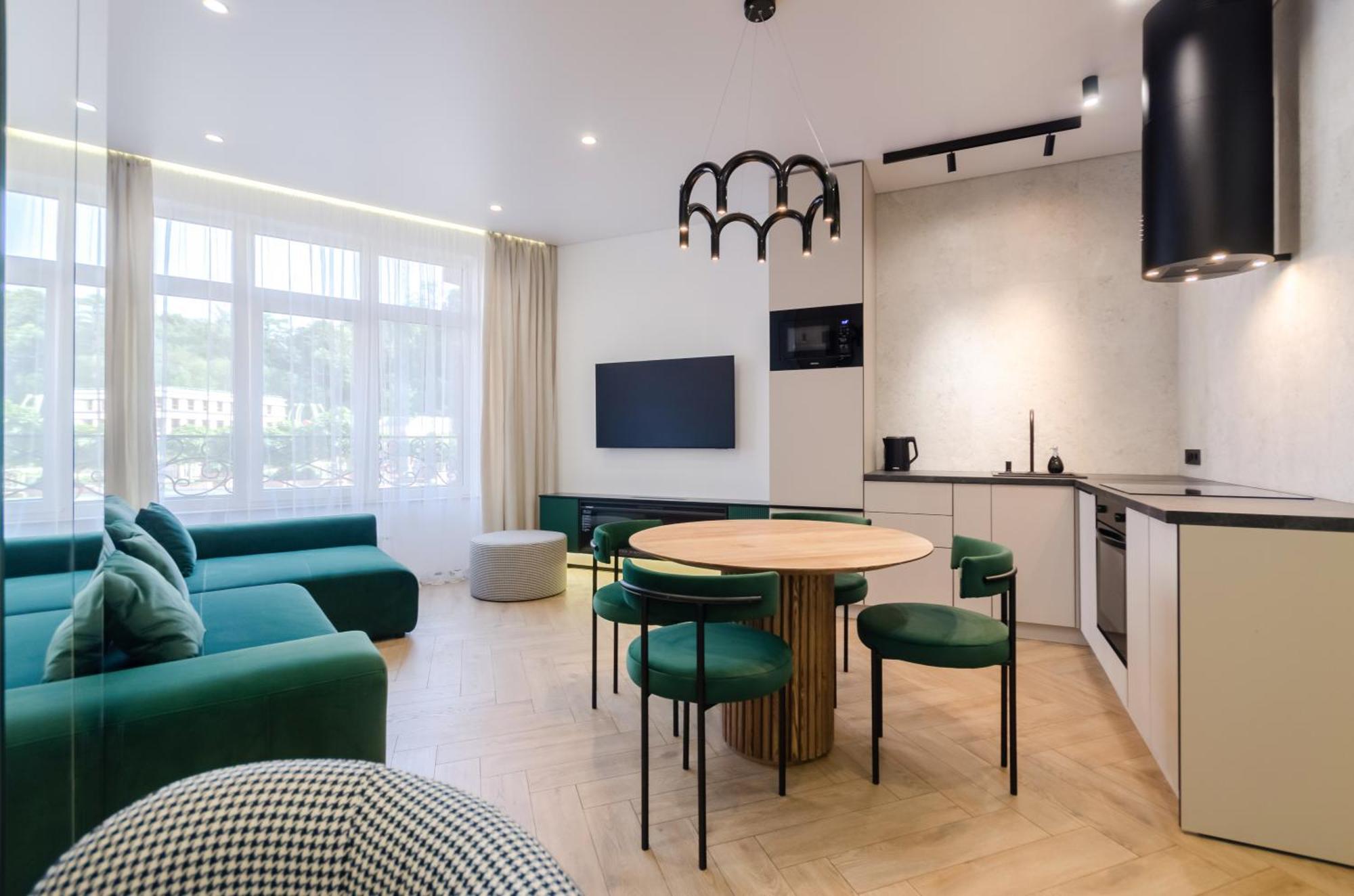 Petrovdom 2-76 Luxury Living In Rc Pechersk Plaza كييف المظهر الخارجي الصورة